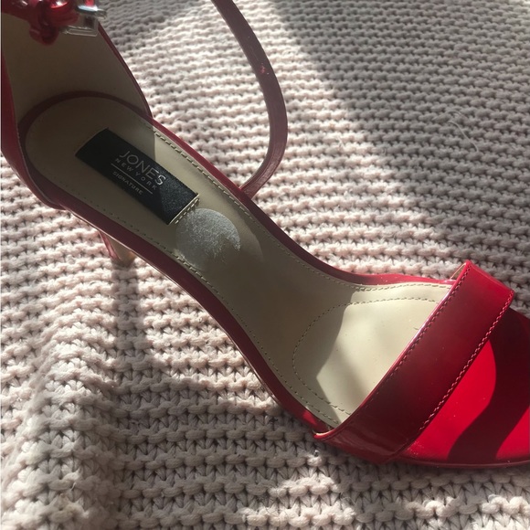 Jones nice red sandals comfortable heels - Picture 8 of 8